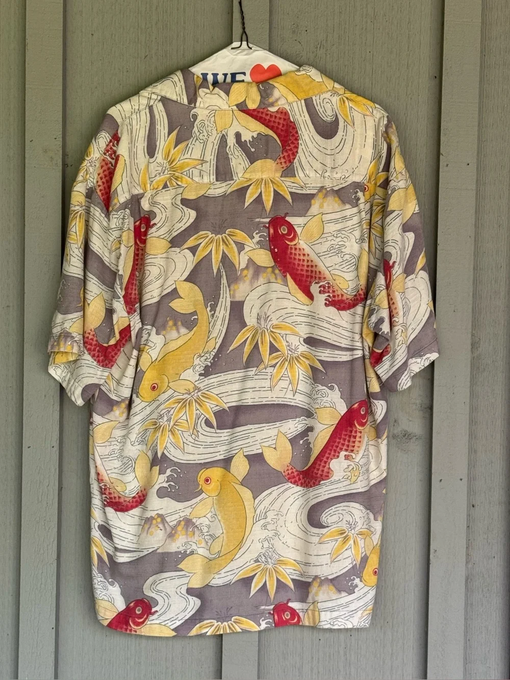 Paradise on a Hanger classic short